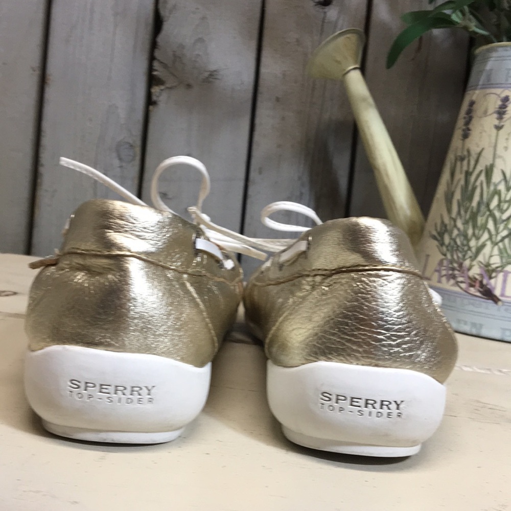 Sperry Boat Shoes View 4